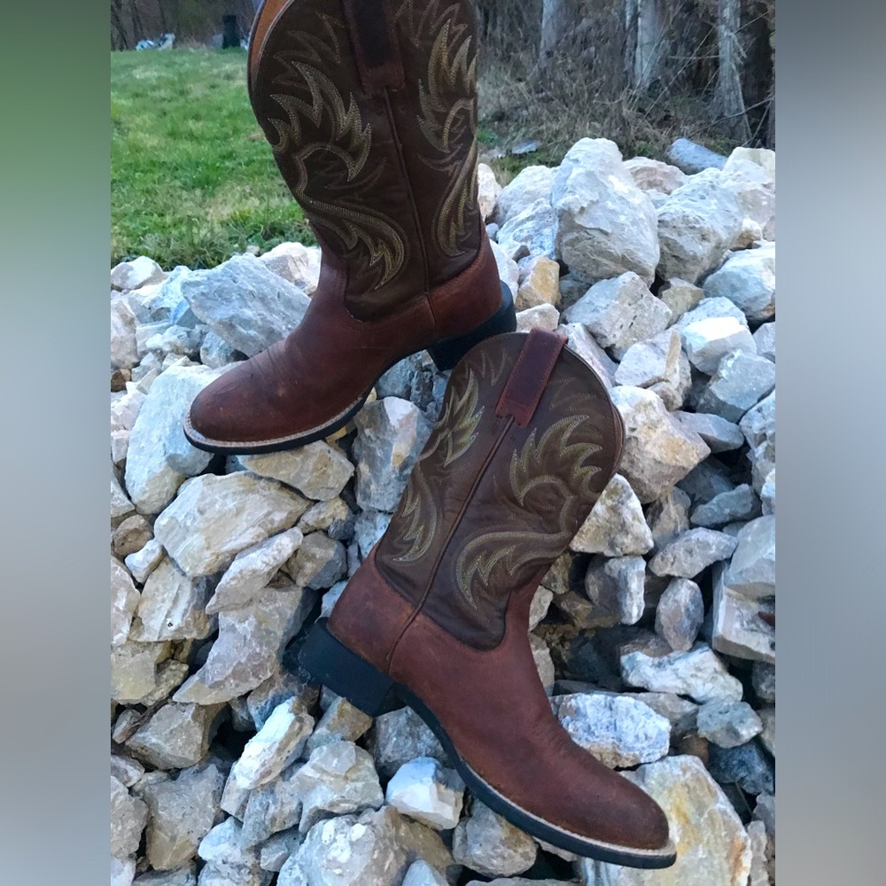 ARIAT women’s western boots, size: 7 1/2 D style no. 10010287 - Picture 1 of 16
